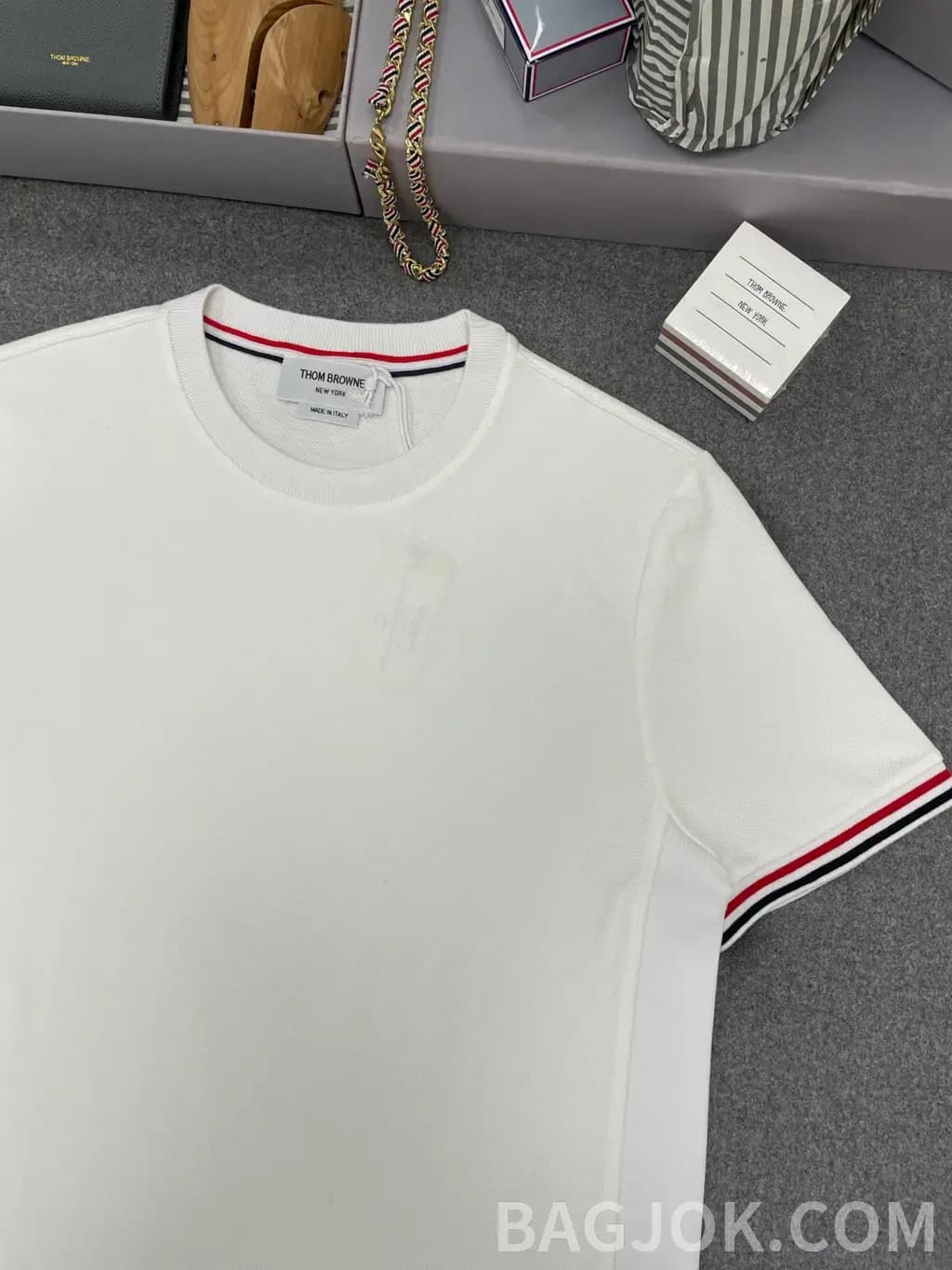 톰브라운 톰브라운 x SSENSE 반팔티 상세 이미지