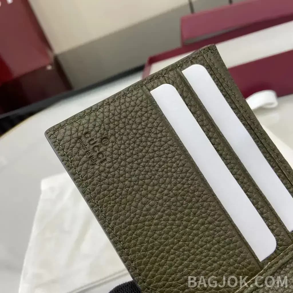 구찌 구찌 그레인드 가죽 로고 지갑 상세 이미지