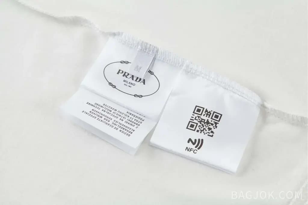 프라다 프라다 나일론 트리밍 포켓 반팔 폴로 셔츠 상세 이미지