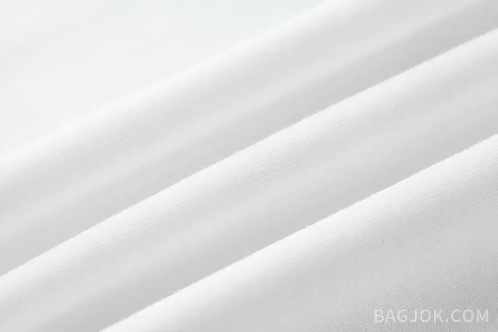 펜디 펜디 26SS 아플리케 자수 로고 반팔 티셔츠 상세 이미지
