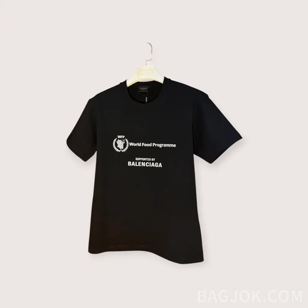 발렌시아가 WFP 2세대 콜라보 반팔티_대표이미지