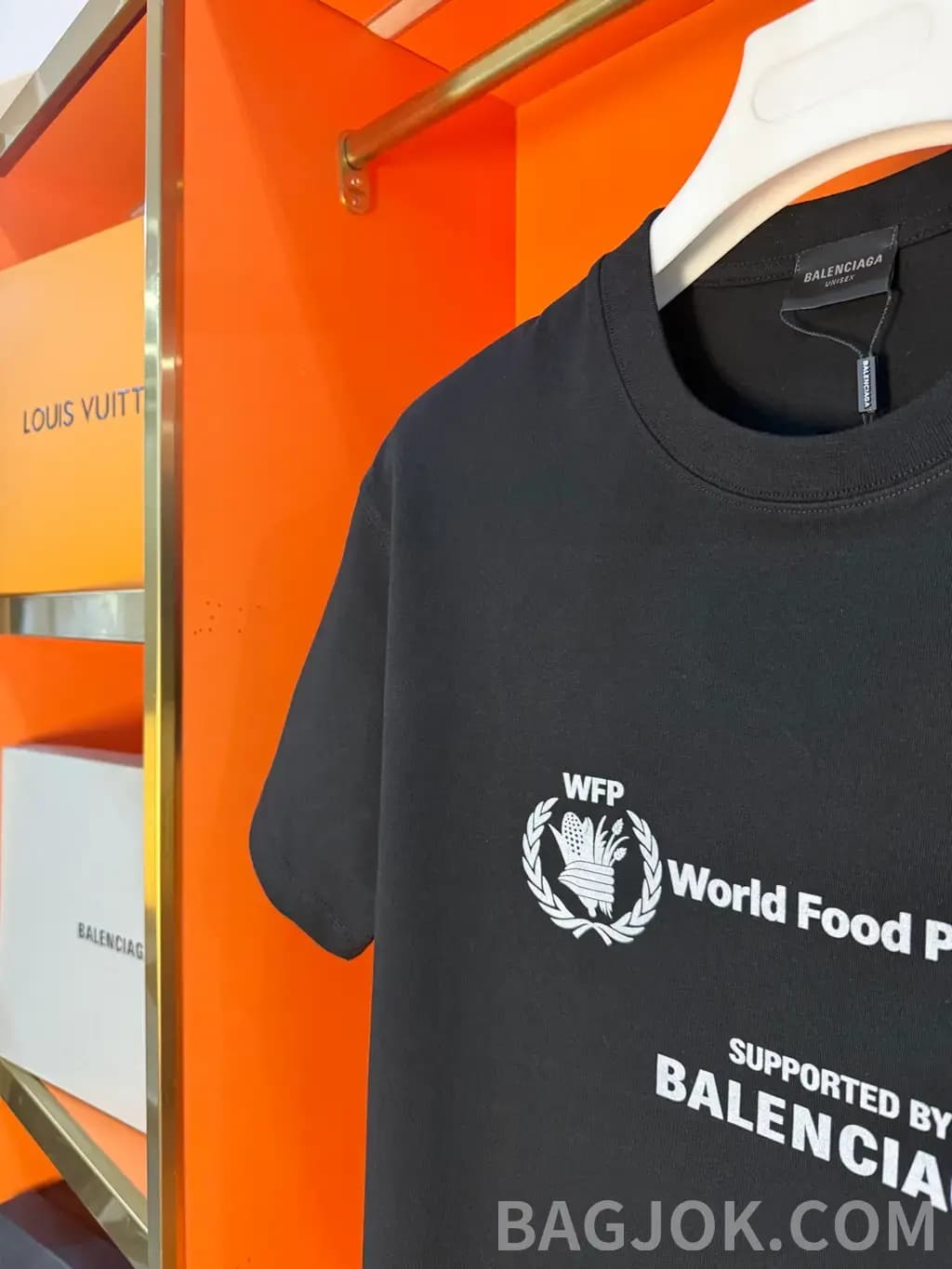 발렌시아가 발렌시아가 WFP 2세대 콜라보 반팔티 상세 이미지
