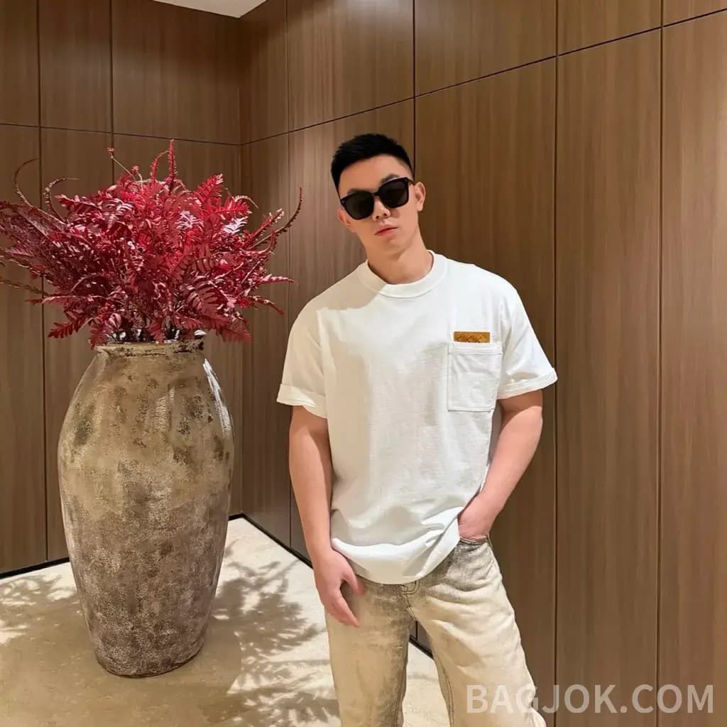 보테가베네타 보테가베네타 우븐 레더 패치 반팔 티셔츠 상세 이미지