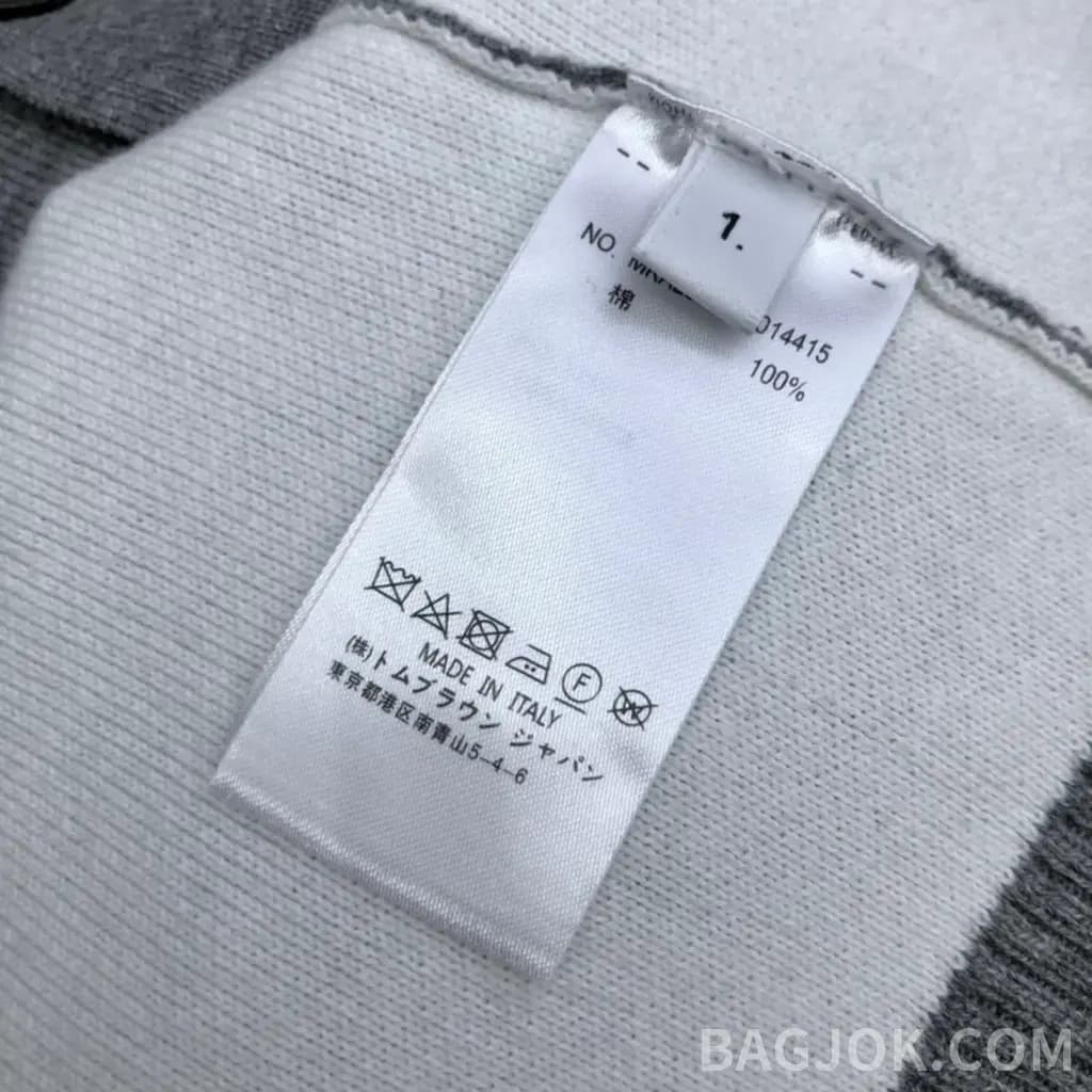 톰브라운 톰브라운 사선 완장 브이넥 가디건 상세 이미지