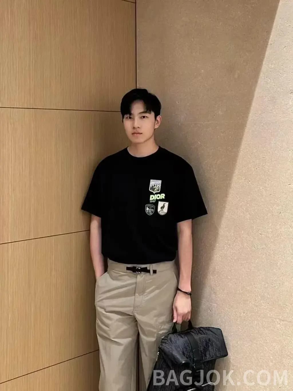 디올 디올 프린트 자수 로고 반팔 티셔츠 상세 이미지