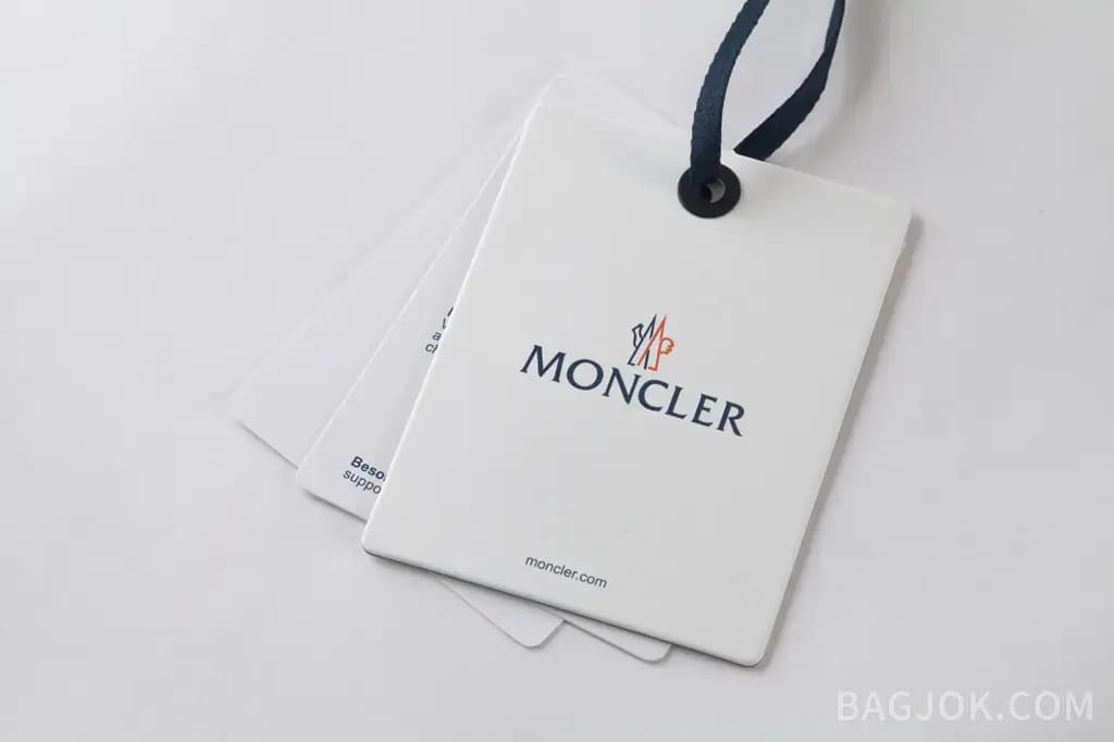 몽클레어 몽클레어 넥 로고 자수 반팔 티셔츠 상세 이미지
