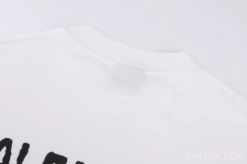 발렌시아가 발렌시아가 블러 레터링 반팔 티셔츠 상세 이미지