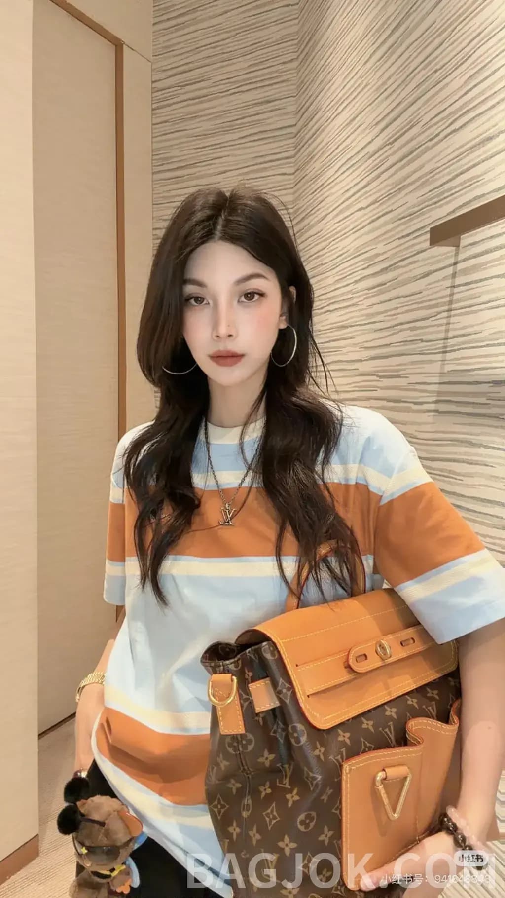 루이비통 루이비통 컬러 스트라이프 니트 반팔 티셔츠 상세 이미지