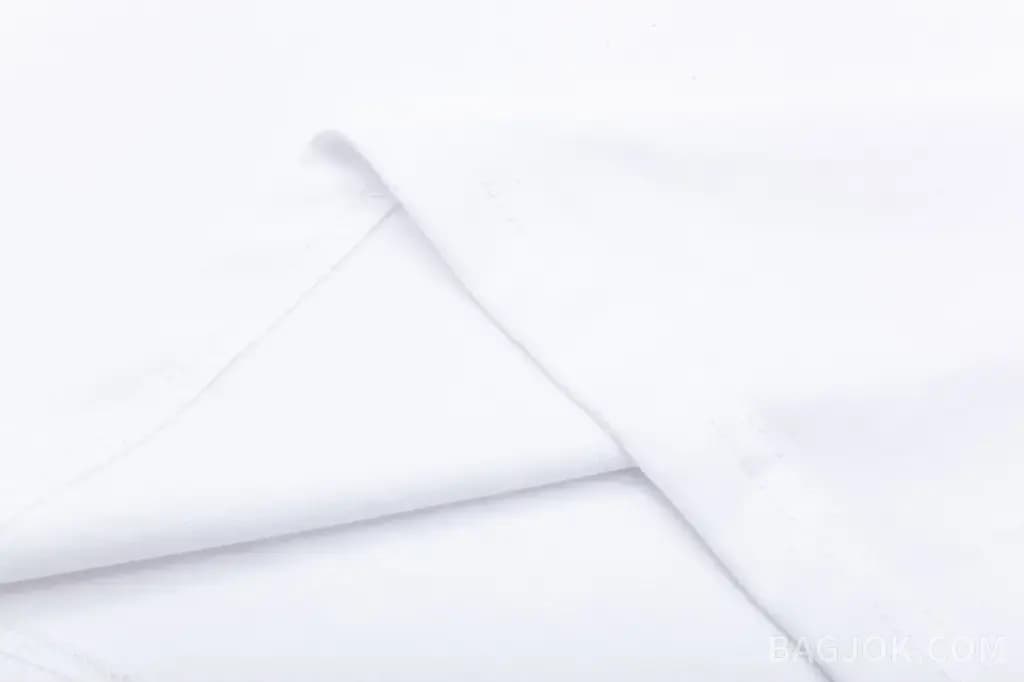 발렌시아가 발렌시아가 메탈 로고 프린트 반팔티 상세 이미지