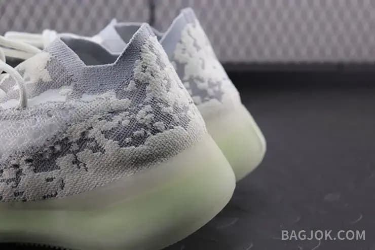 아디다스 YEEZY 380 상세 이미지