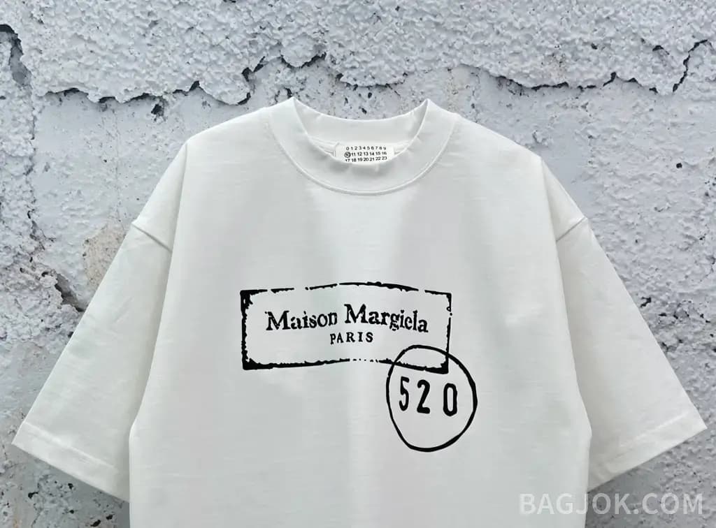 메종마르지엘라 메종 마르지엘라 520 스탬프 로고 오버핏 반팔 티셔츠 상세 이미지