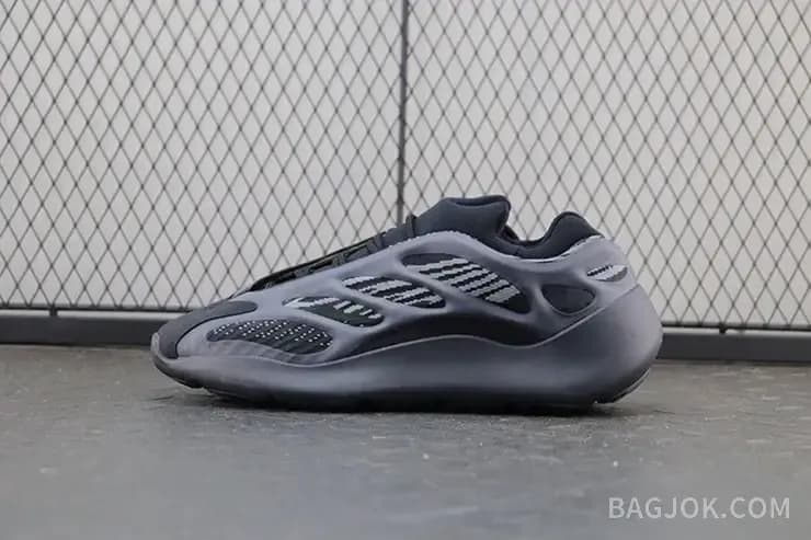아디다스 YEEZY 700 V3 상세 이미지