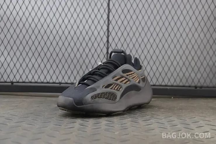 아디다스 YEEZY 700 V3 상세 이미지