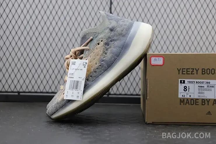 아디다스 YEEZY 380 상세 이미지