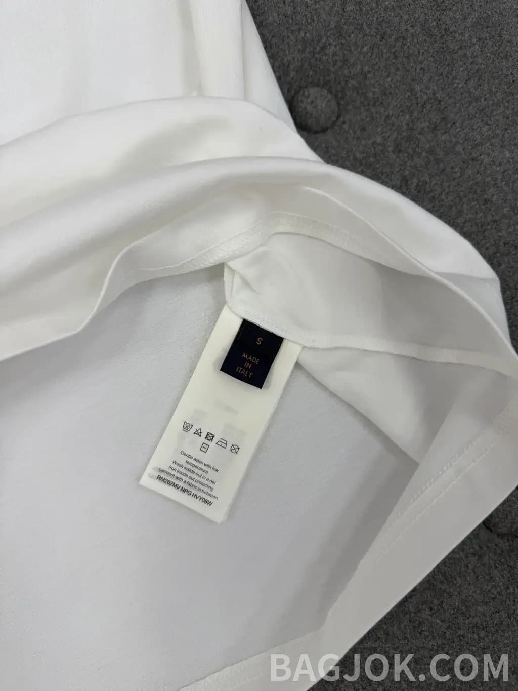루이비통 루이비통 로고 프린트 티셔츠 상세 이미지
