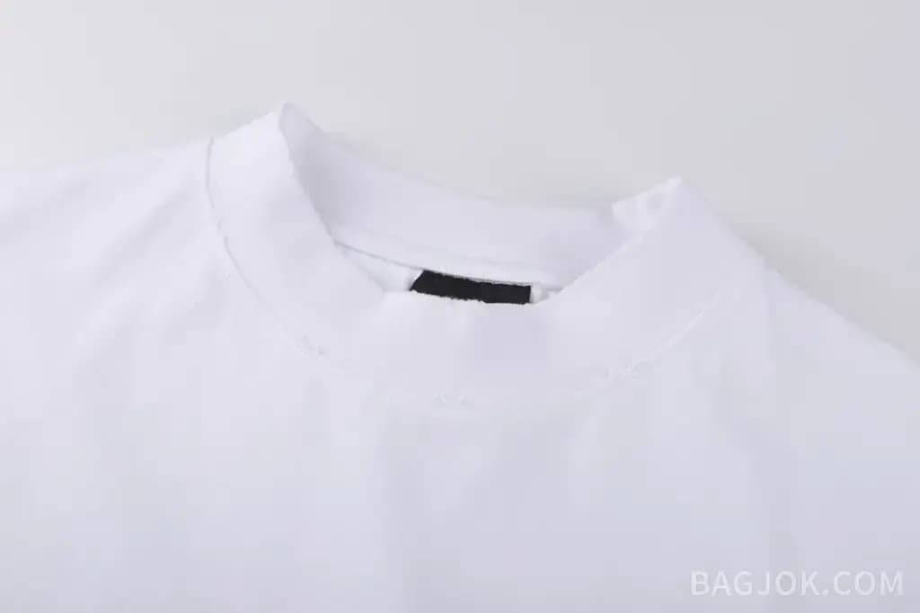 발렌시아가 발렌시아가 레터링 프린팅 반팔 티셔츠 상세 이미지