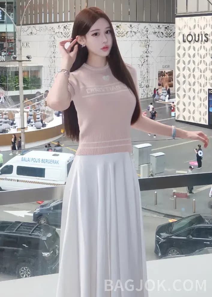 디올 디올 하트 울 니트 반팔 상세 이미지
