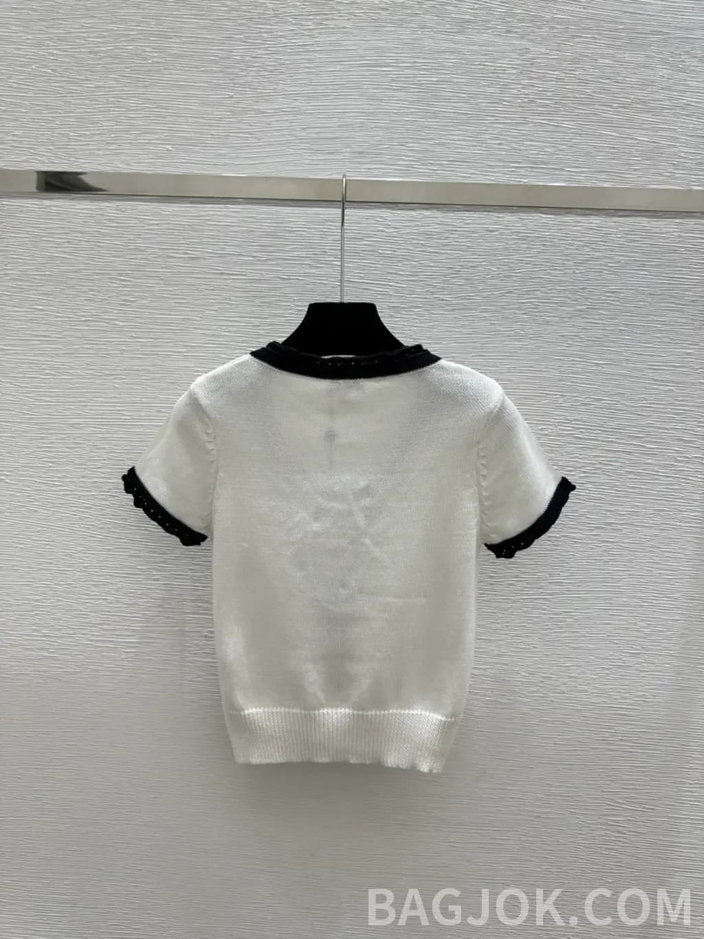 샤넬 샤넬 CC 보우 버튼 크롭 반팔 니트 상세 이미지