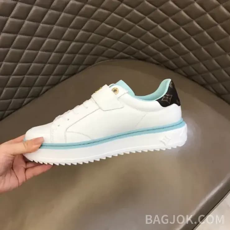 루이비통 루이비통 타임 아웃 스니커즈 상세 이미지