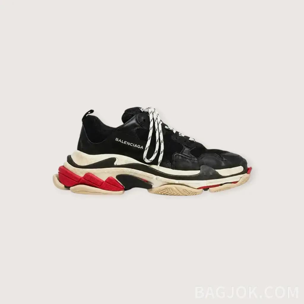 발렌시아가 트리플 S 트레이너_대표이미지