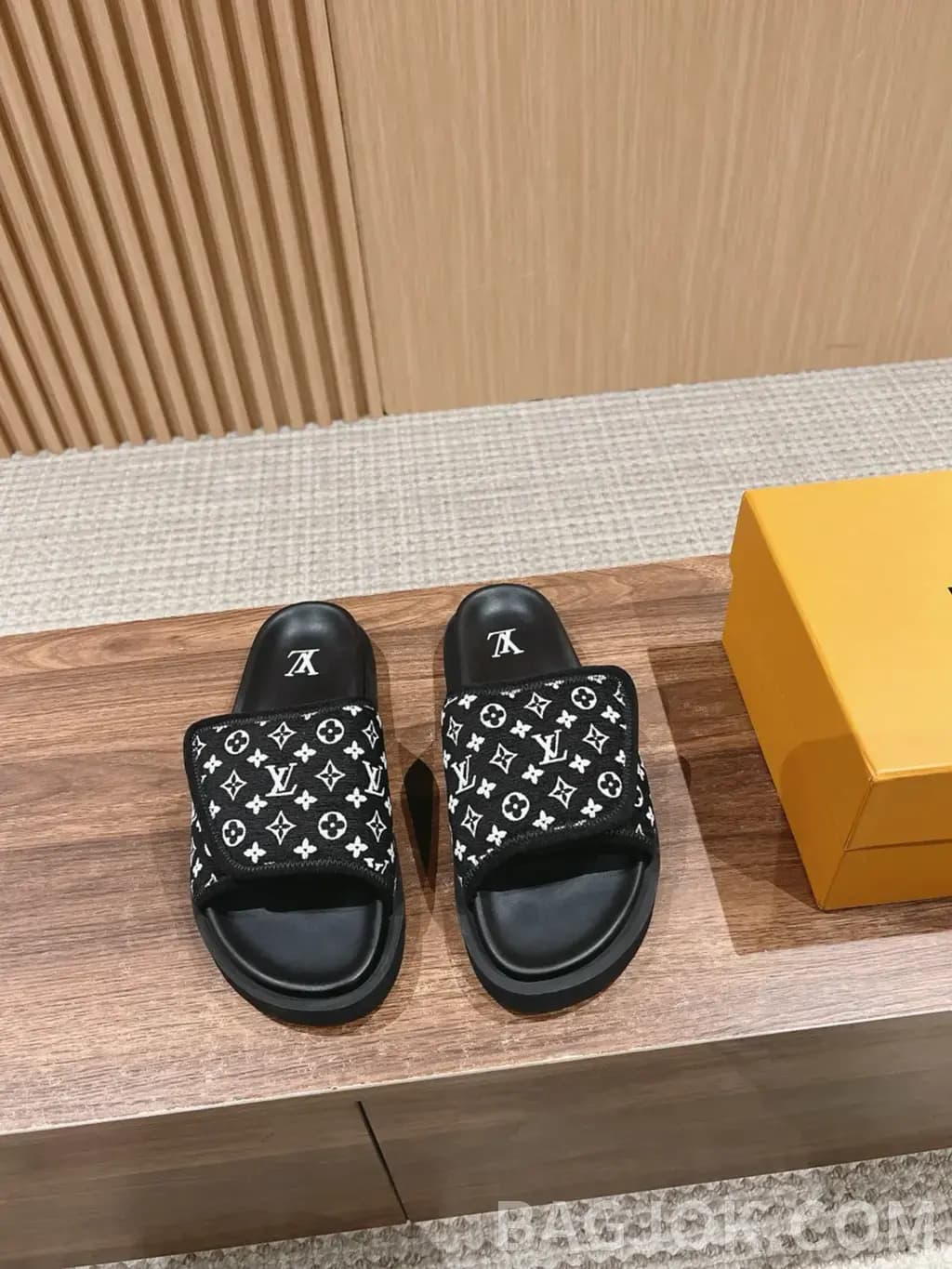 루이비통 루이비통 마이애미 뮬 상세 이미지