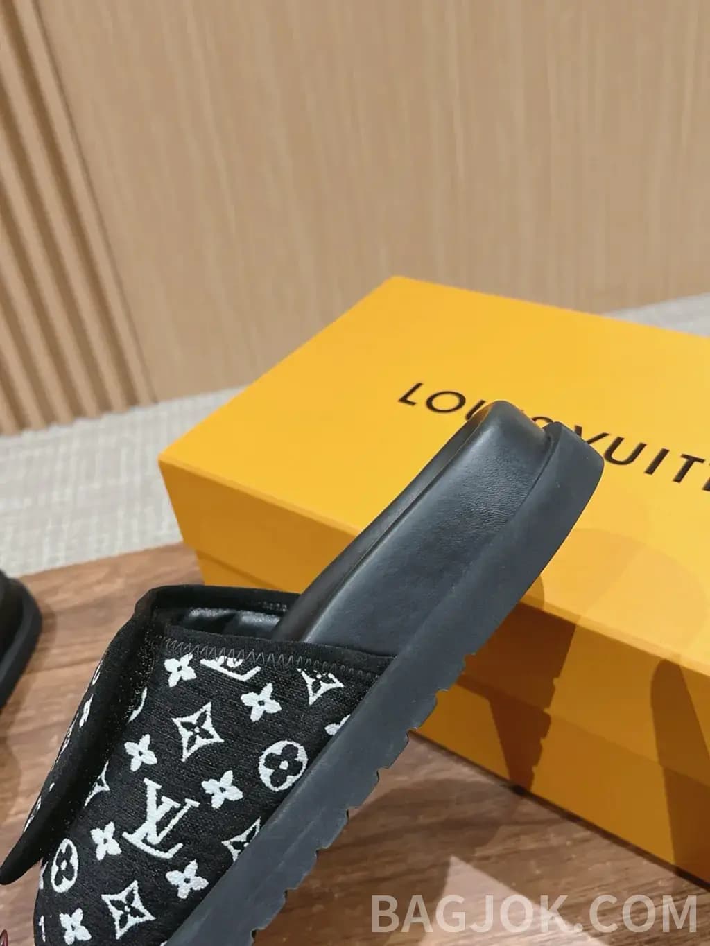 루이비통 루이비통 마이애미 뮬 상세 이미지