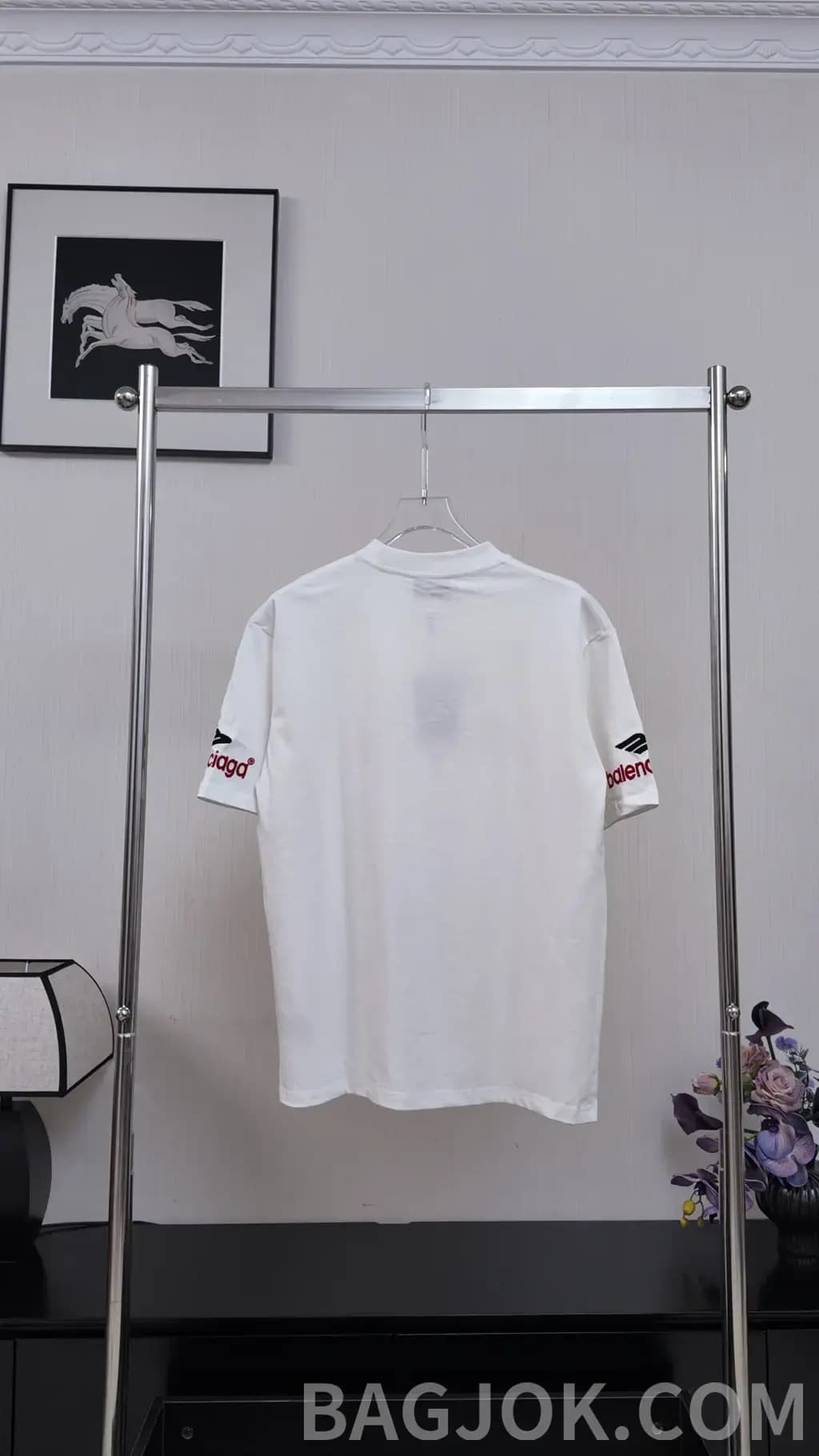 발렌시아가 발렌시아가 BB 로고 자수 오버핏 반팔 티셔츠 상세 이미지