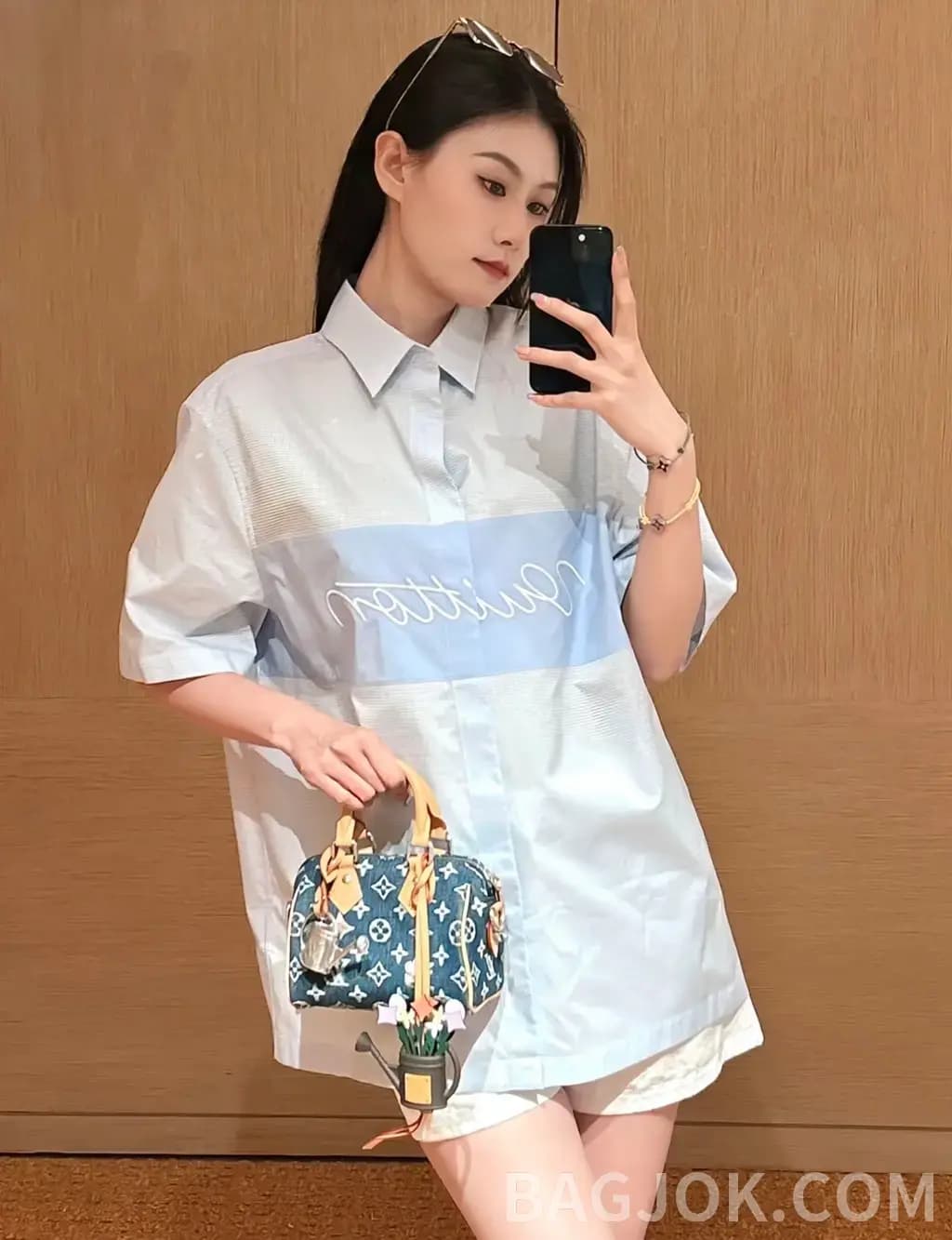 루이비통 루이비통 LV 커브 로고 체크 인서트 반팔 셔츠 상세 이미지