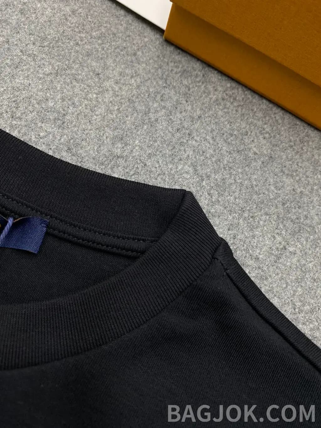 루이비통 루이비통 LV 서클 로고 오버핏 반팔 티셔츠 상세 이미지