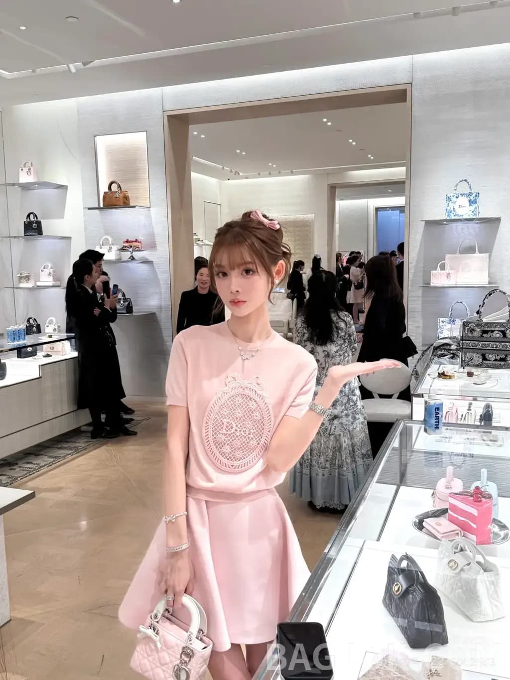 디올 디올 레이스 오벌 메달리온 자수 니트 반팔 탑 상세 이미지