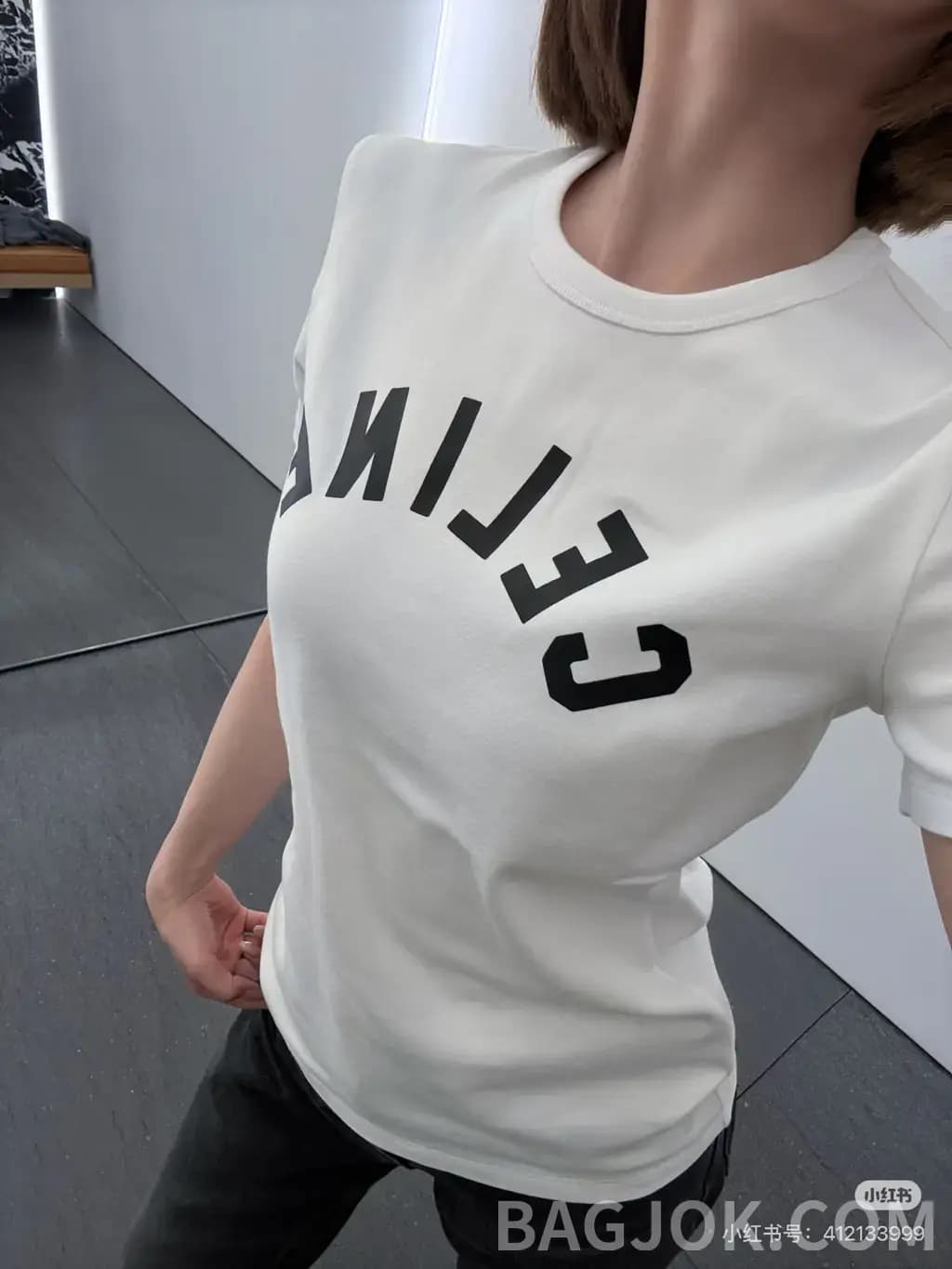 셀린느 셀린느 아치 레터링 로고 크롭 반팔 티셔츠 상세 이미지