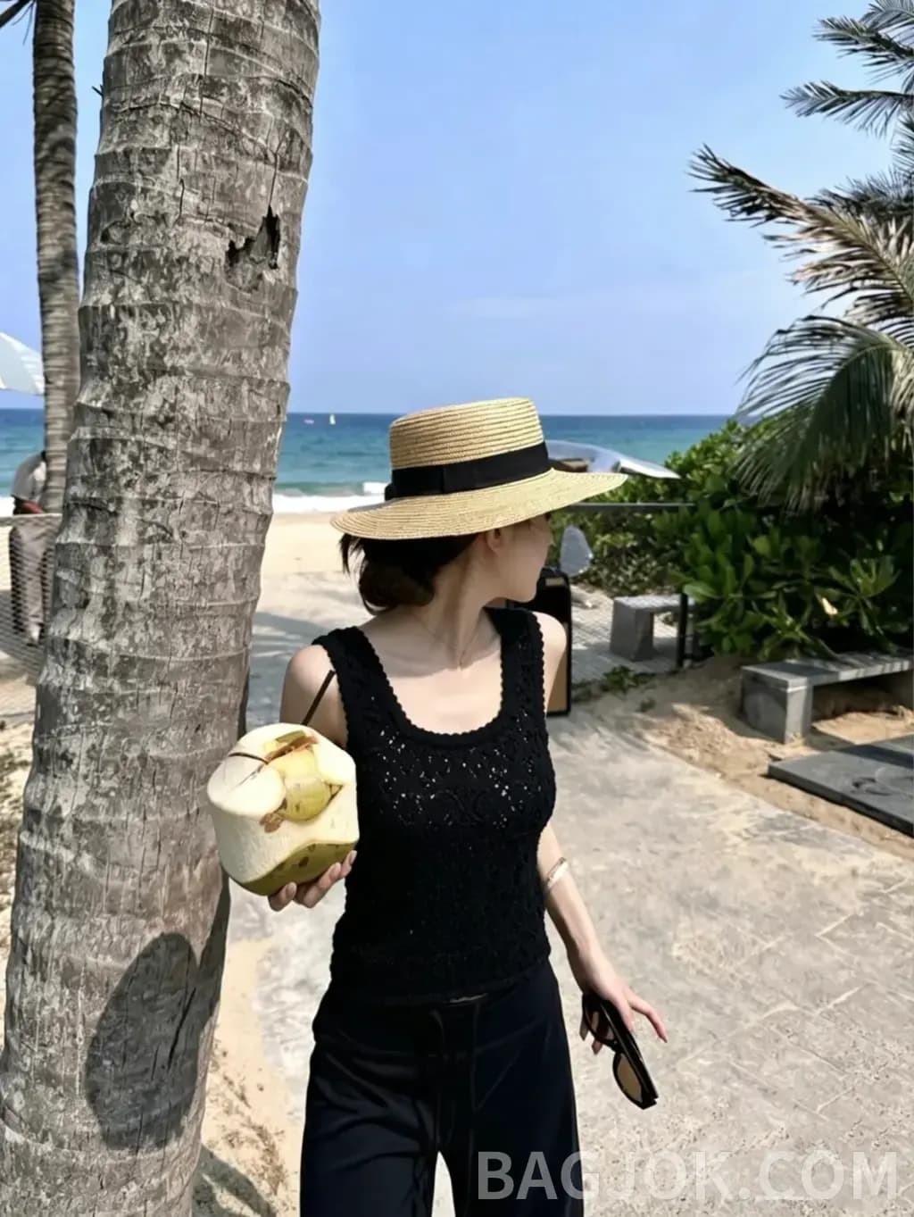 셀린느 셀린느 트리옹프 패턴 크로셰 민소매 크롭 탑 상세 이미지