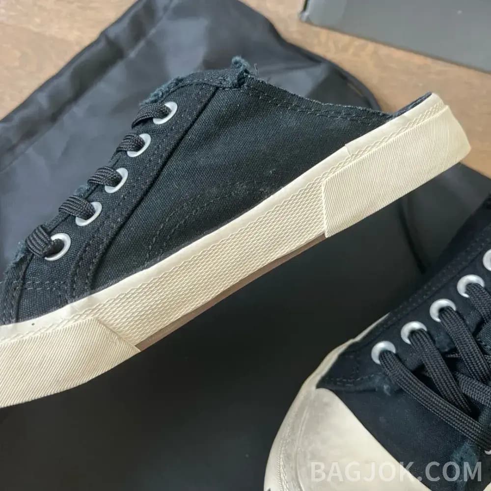 발렌시아가 발렌시아가 블로퍼 25SS 상세 이미지