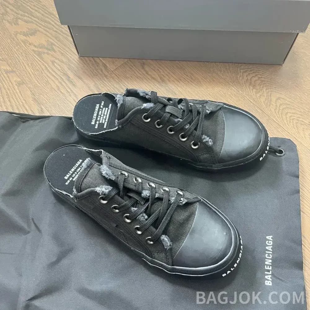 발렌시아가 발렌시아가 블로퍼 25SS 상세 이미지