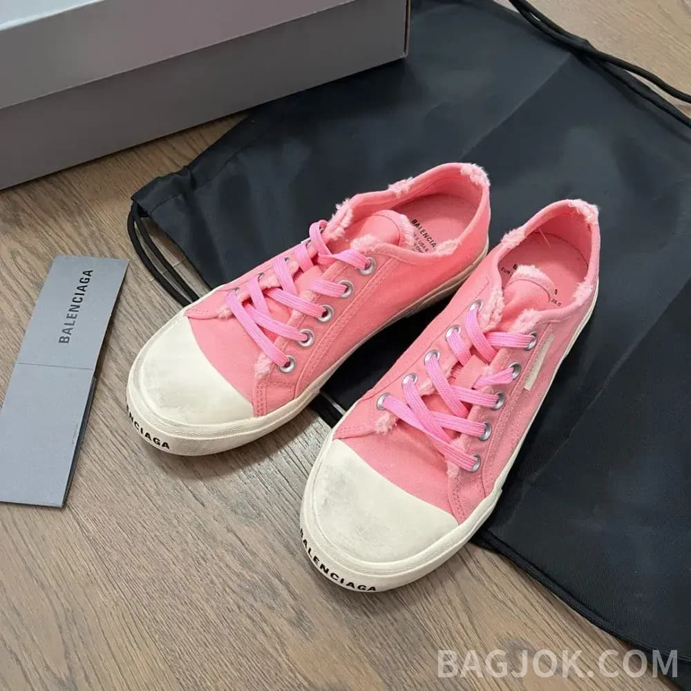 발렌시아가 발렌시아가 스니커즈 로우탑 25SS 상세 이미지