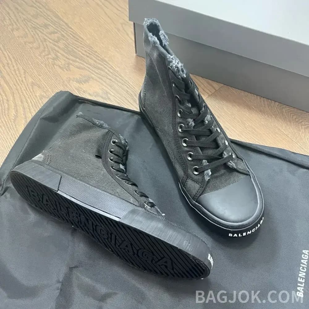 발렌시아가 발렌시아가 스니커즈 하이탑 25SS 상세 이미지