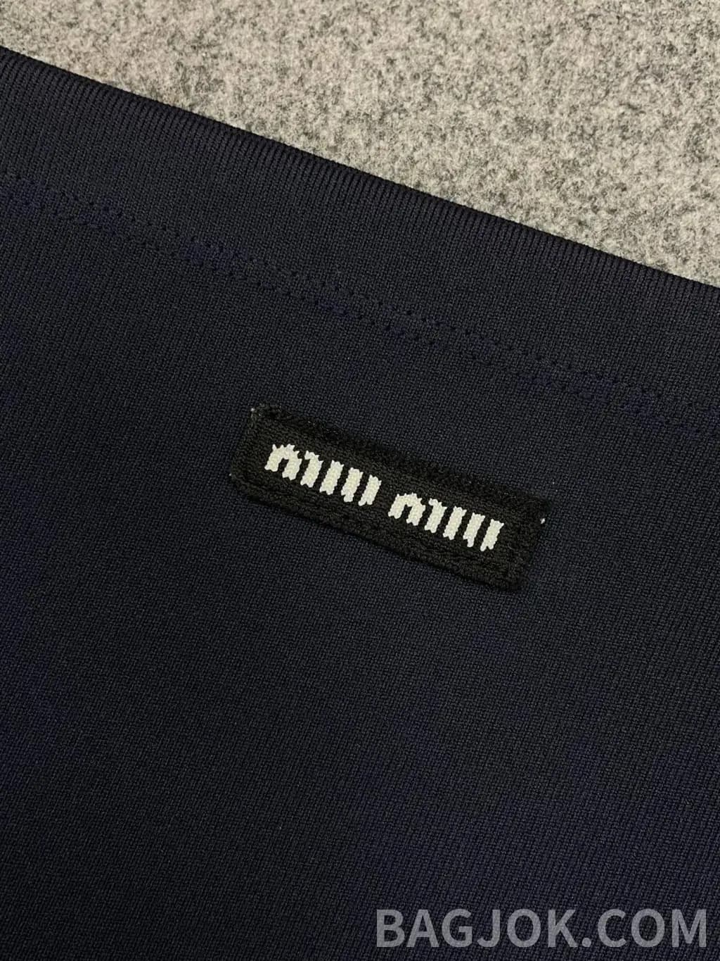 미우미우 미우미우 화이트 사이드라인 미니 스커트 상세 이미지