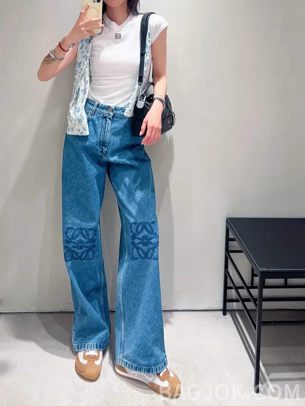 로에베 로에베 아나그램 3D 자수 와이드 데님 팬츠 상세 이미지