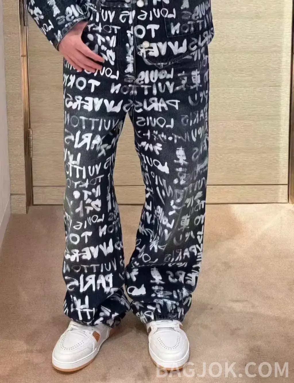 루이비통 루이비통 그래피티 올오버 데님 와이드 팬츠 상세 이미지