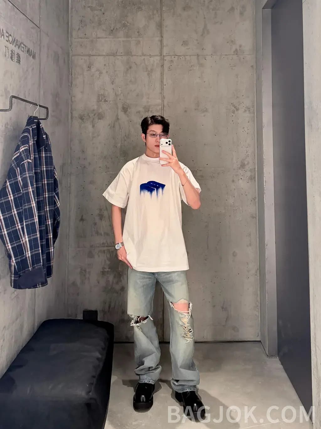 발렌시아가 발렌시아가 웨트 브러시 아트 티셔츠 상세 이미지