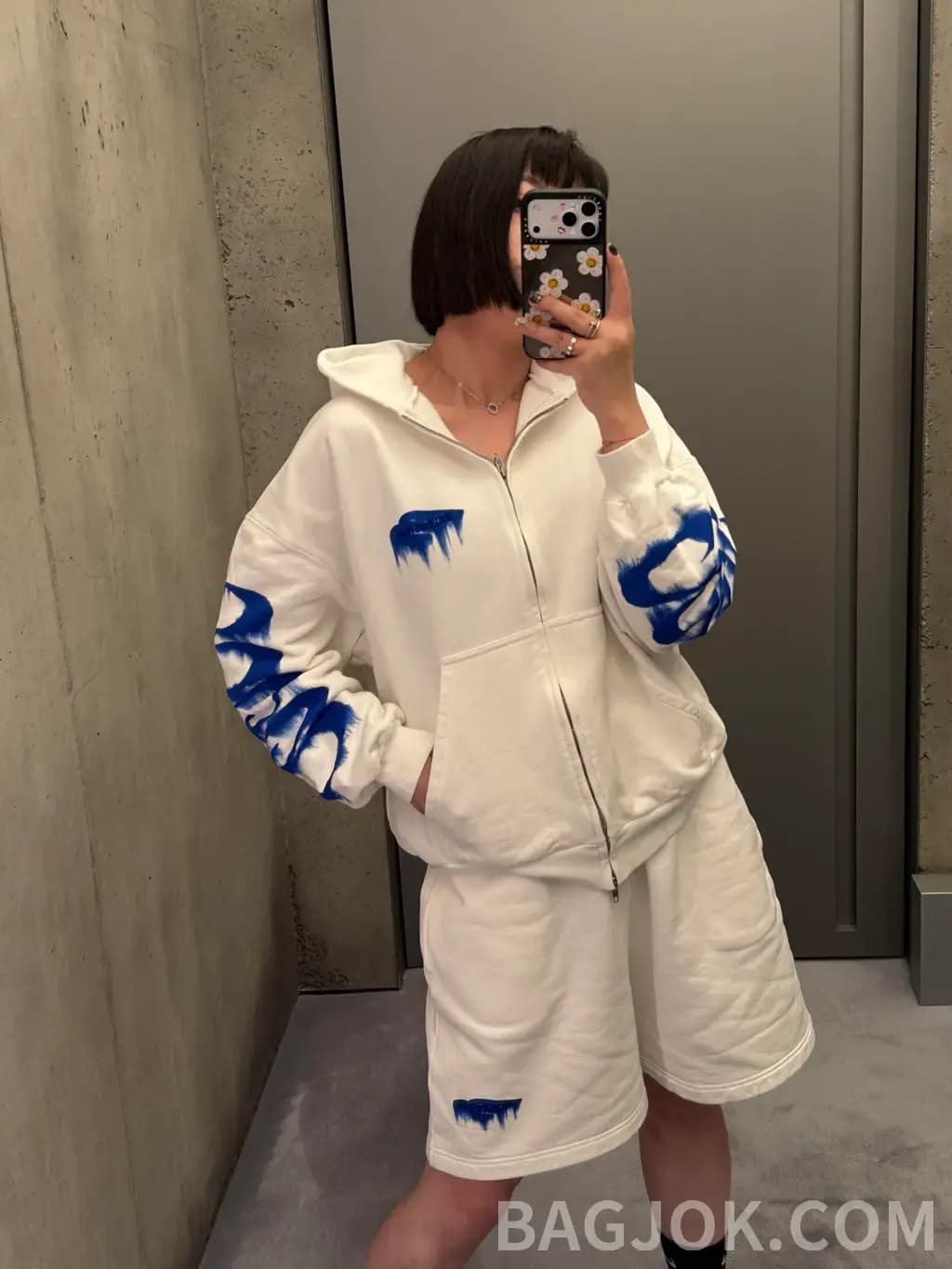 발렌시아가 발렌시아가 웨트 브러시 아트 티셔츠 상세 이미지