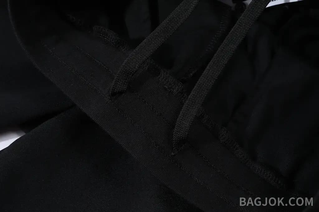 루이비통 루이비통 스팽글 LV 로고 니트 숏팬츠 상세 이미지