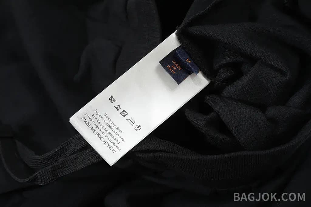 루이비통 루이비통 스팽글 LV 로고 니트 숏팬츠 상세 이미지