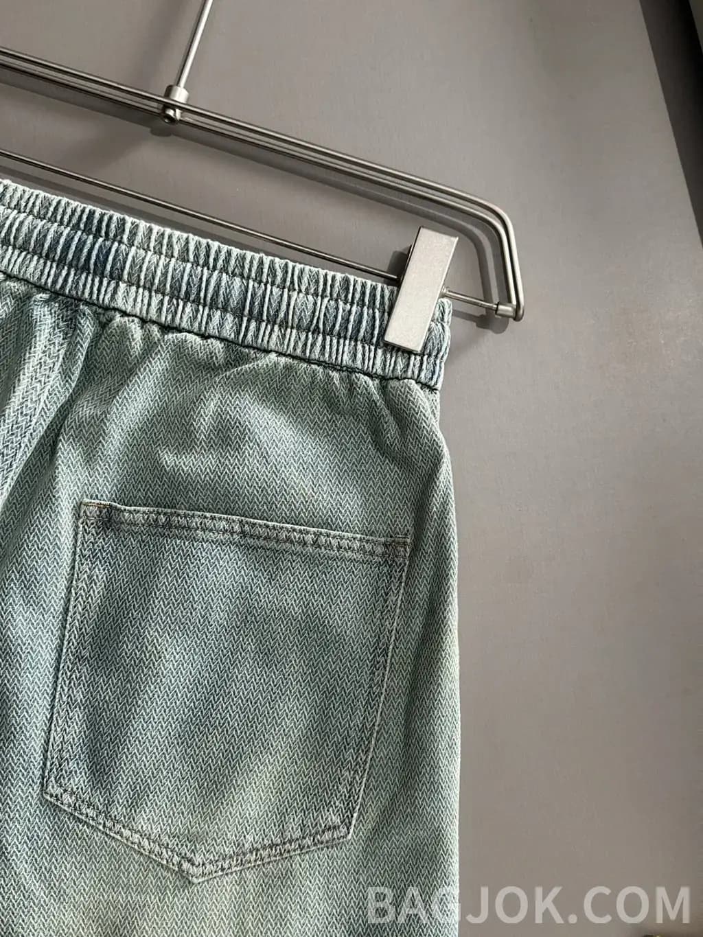 루이비통 루이비통 LV 자수 데님 숏팬츠 상세 이미지