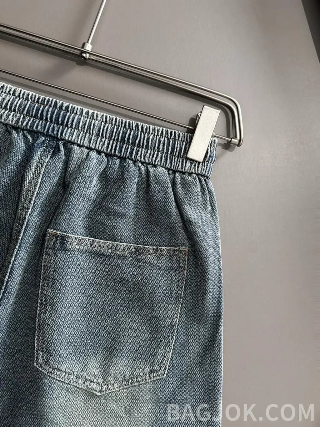 루이비통 루이비통 LV 자수 데님 숏팬츠 상세 이미지