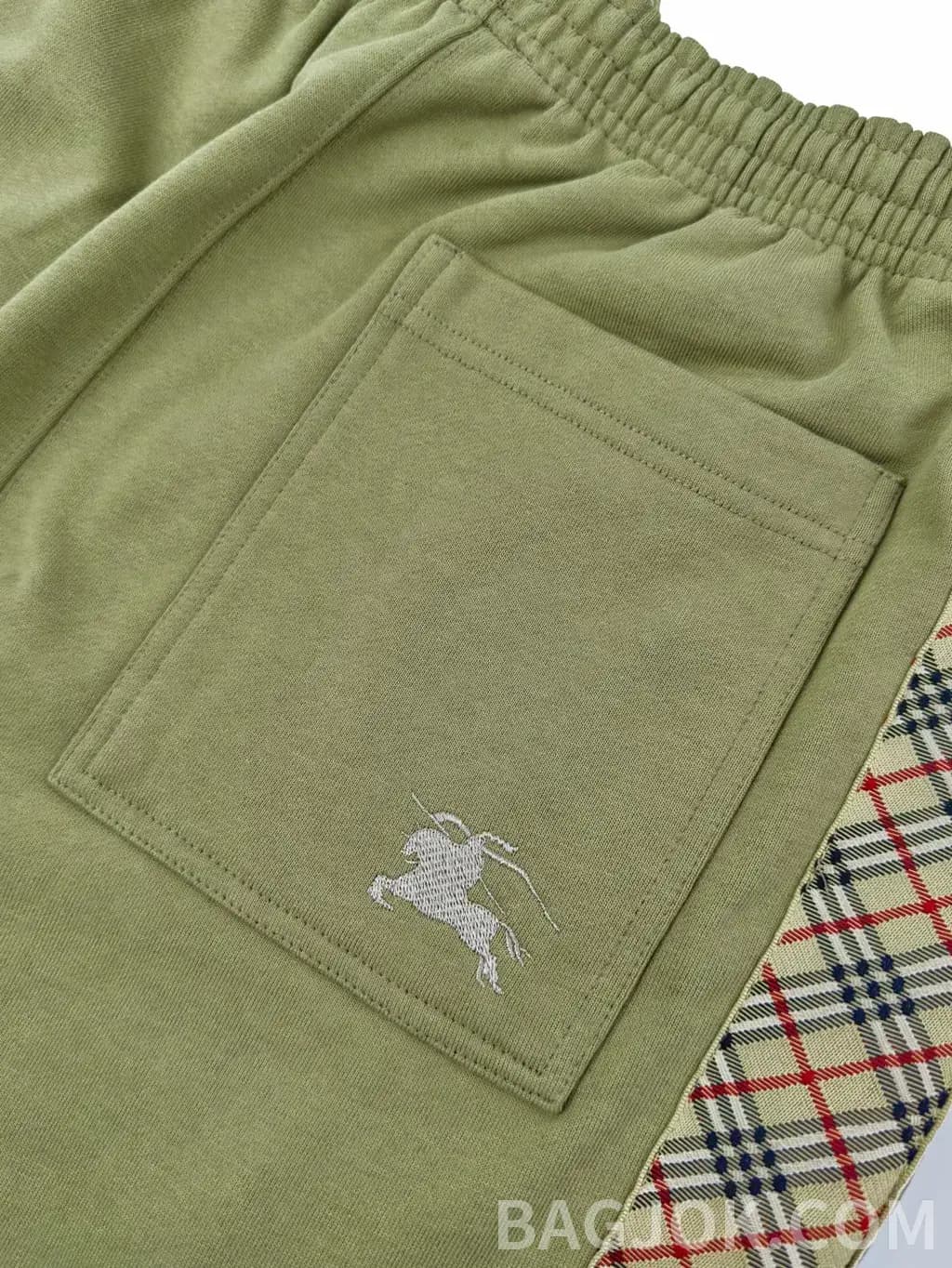 버버리 BURBERRY 체크 사이드 스트라이프 쇼츠 상세 이미지