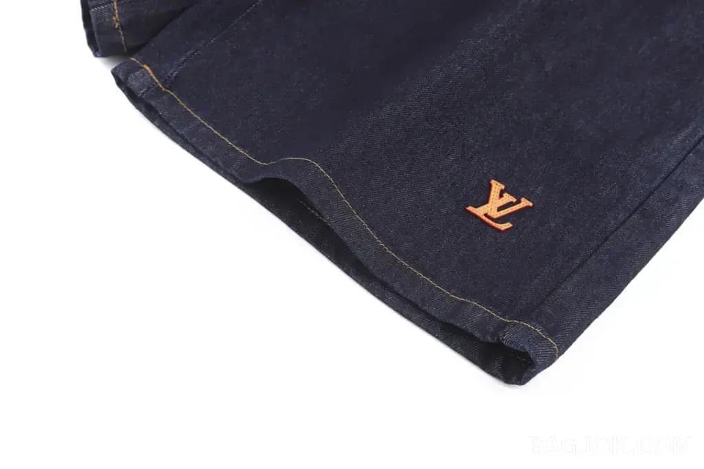 루이비통 LOUIS VUITTON 워싱 데님 쇼츠 상세 이미지