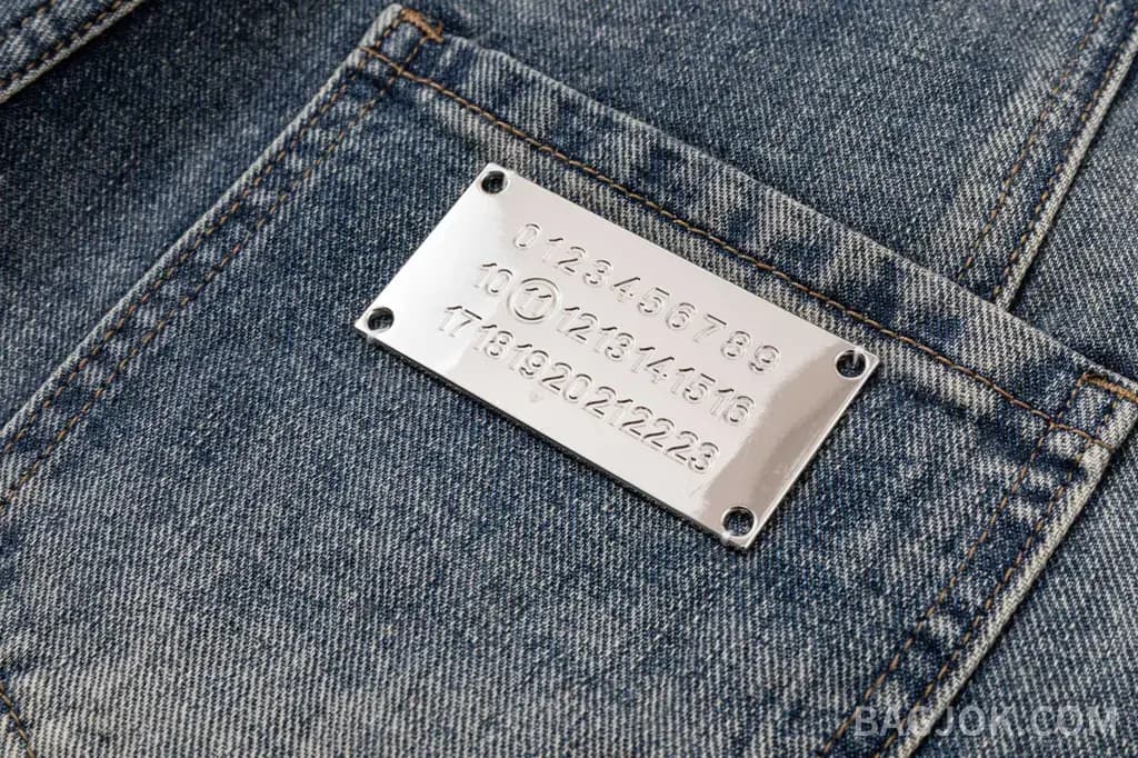 메종마르지엘라 MAISON MARGIELA 페인트 스플래터 넘버링 데님 쇼츠 상세 이미지