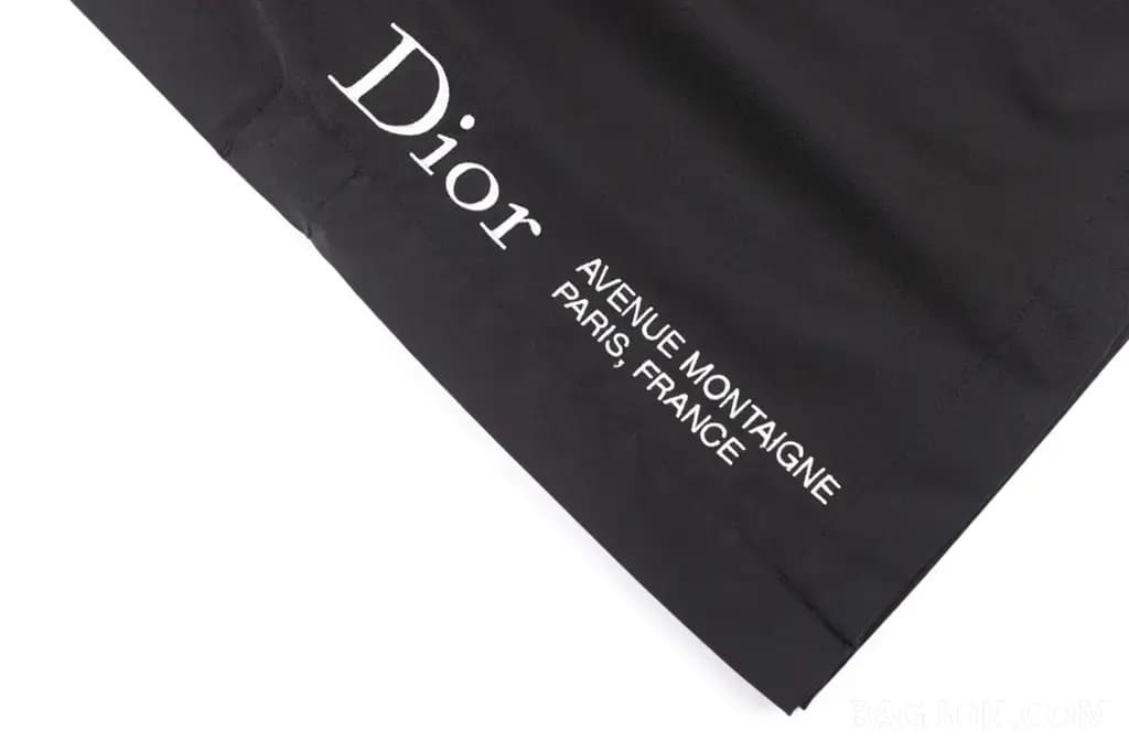 디올 DIOR 아베뉴 몽테뉴 레터링 쇼츠 상세 이미지