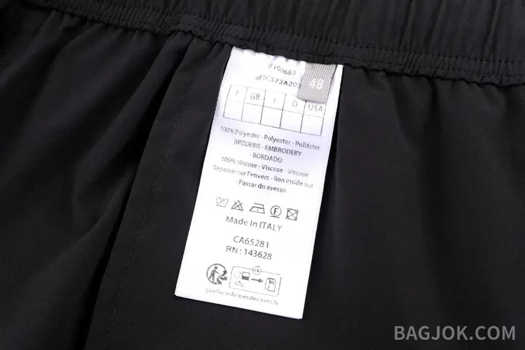디올 DIOR 아베뉴 몽테뉴 레터링 쇼츠 상세 이미지